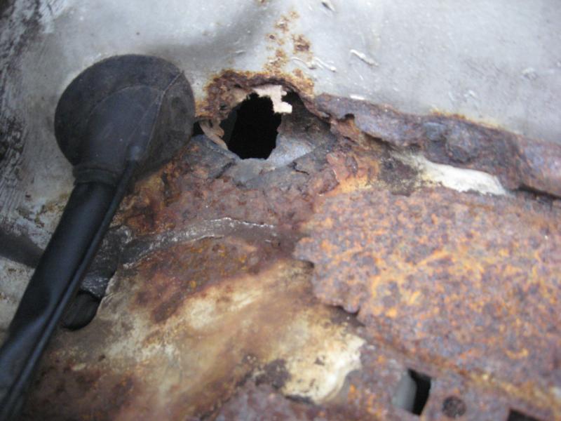 240D Rust Discovered under Battery tray PeachParts Mercedes ShopForum