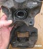 Trying to fit an aluminium W126 / 107 trailing arm to a W123 - a question of compatib-w126_w123-caliper-comparison2.jpg