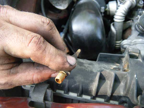 How do you fix a cracked plastic radiator?