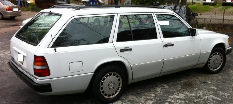 1990 Mercedes 300te station wagon #3