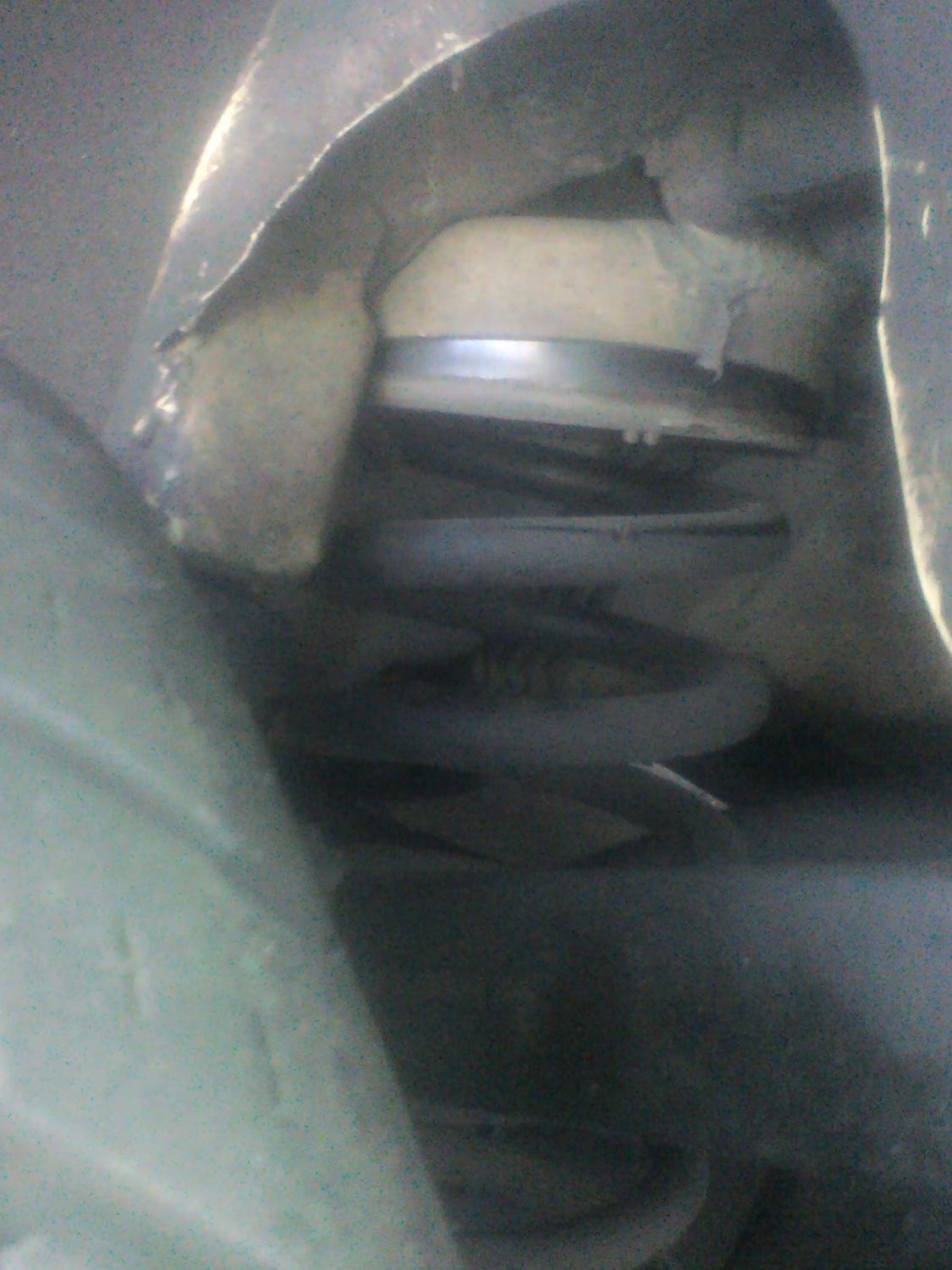 W116 rear spring removal without a spring compressor PeachParts