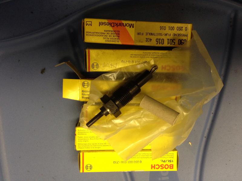 New loop style glow plugs and injector nozzles PeachParts Mercedes